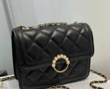 Faux Pearl Decor Flap Shoulder Bag