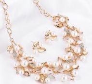 Faux Pearl & Leaf Necklace & Earrings 3pack