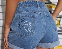 Figure Graphic Cuffed Hem Denim Shorts