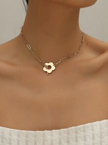 Floral Decor Chain Necklace