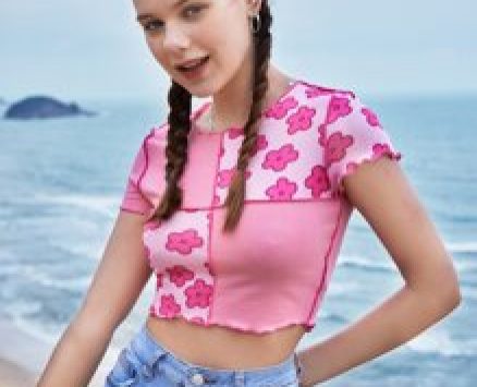 Floral Seam Front Lettuce Trim Tee