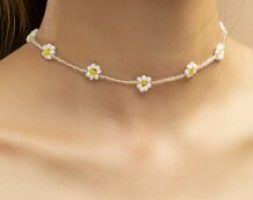 Flower Decor Beaded Necklace