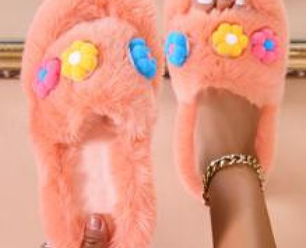Flower Decor Fluffy Bedroom Slippers