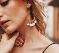 Flower Decor Hoop Drop Earrings 1pair