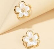Flower Design Stud Earrings