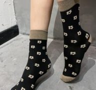 Flower Pattern Crew Socks