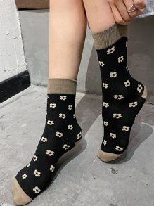 Flower Pattern Crew Socks