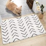Geometric Pattern Print Floor Mat
