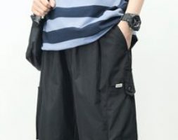 Guys Letter Patched Shorts