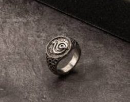 Guys Snake Engraved Ring