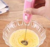 Hand Push Whisk Egg Beater