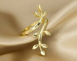 Leaf Decor Cuff Ring