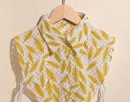 Leaf Pattern Dickey Collar