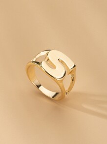 Letter Design Ring