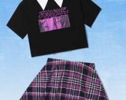 Letter Figure Graphic Contrast Collar Crop Tee & Plaid Skirt