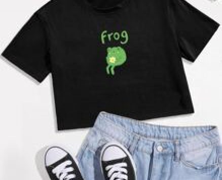 Letter Frog Graphic Boxy Tee