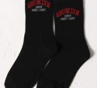 Letter Graphic Crew Socks