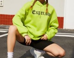 Letter Graphic Drawstring Hoodie