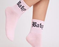 Letter Graphic Socks
