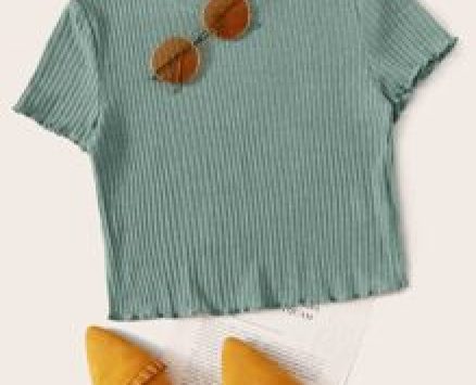 Lettuce Trim Rib Crop Top