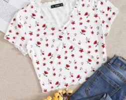 Lettuce Trim Ruched Detail Ditsy Floral Crop Top