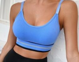 Medium Support Striped Print Sports Bra