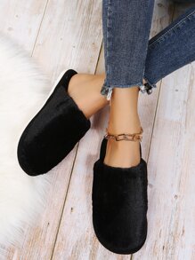 Minimalist Fluffy Slippers