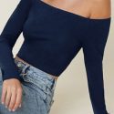 Off Shoulder Solid Form Fitted Crop Tee