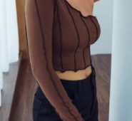 One Shoulder Seam Front Crop Tee