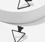 Open Triangle Stud Earrings 1pair