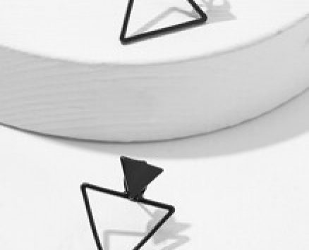 Open Triangle Stud Earrings 1pair