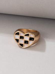 Plaid Graphic Heart Decor Ring