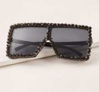 Rhinestone Decor Frame Sunglasses With Case