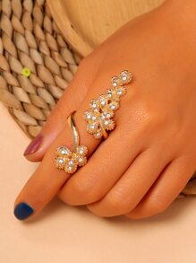 Rhinestone Floral Decor Ring