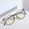 Rivet Decor Glasses