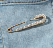 Safety Pin Decor Brooch
