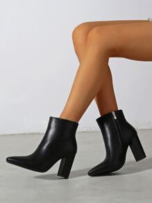 Side Zip Point Toe Chunky Classic Boots