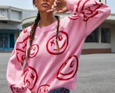 Smile Face Pattern Drop Shoulder Bishop Sleeve Sweater