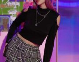 Solid Cut Out Crop Tee