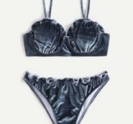 Solid Frill Trim Bikini Swimsuit