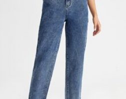 Solid Straight Leg Jeans