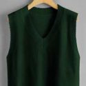 Solid V-Neck Cropped Sweater Vest