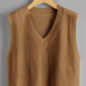 Solid V-Neck Cropped Sweater Vest