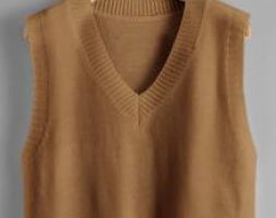 Solid V-Neck Cropped Sweater Vest