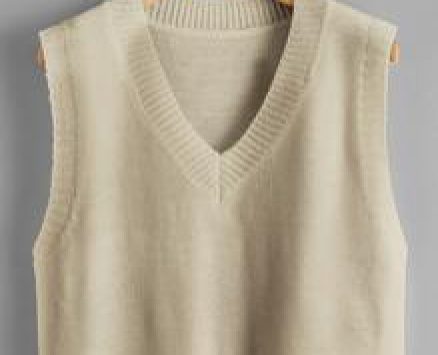 Solid V-Neck Cropped Sweater Vest
