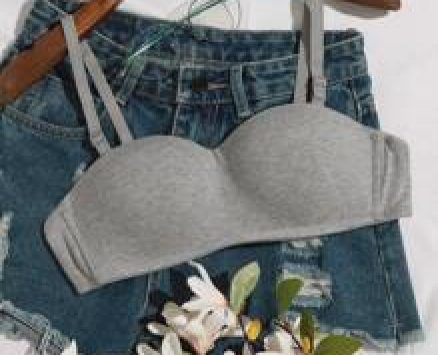 Solid Wireless Bra With Detachable Strap