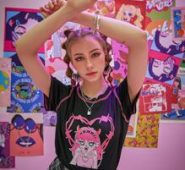 Stitching Trim Figure Graphic Tee