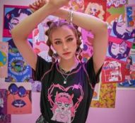 Stitching Trim Figure Graphic Tee