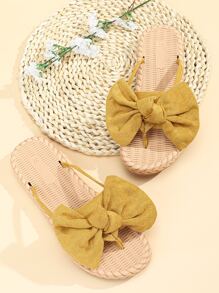 Toe Post Bow Decor Sliders