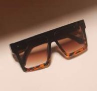 Tortoiseshell Frame Sunglasses